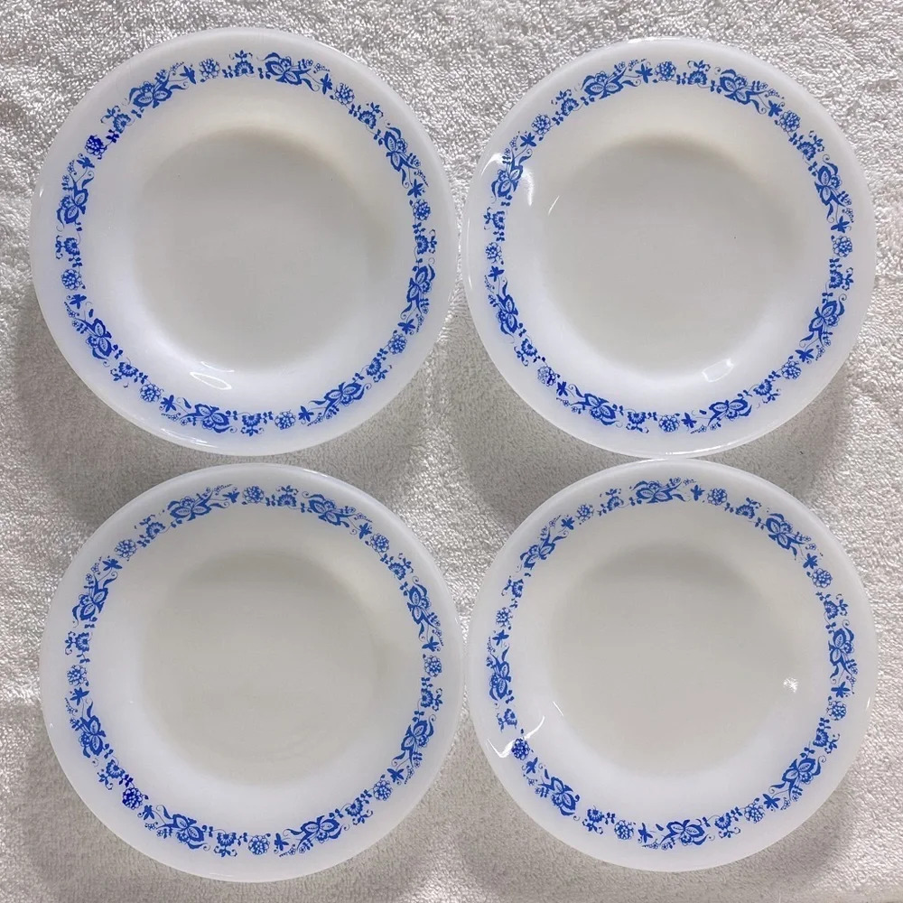 Vintage Termo-Rey Milk Glass Salad Plates W Blue Floral Pattern x4